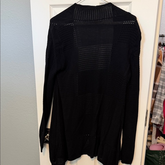 Cyrus Elegant Black Open-Front Cardigan - Picture 3 of 4
